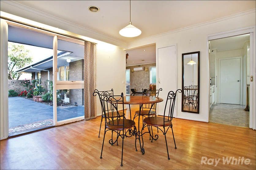 38 Denver Crescent, MULGRAVE VIC 3170, Mulgrave - Thumbnail 3