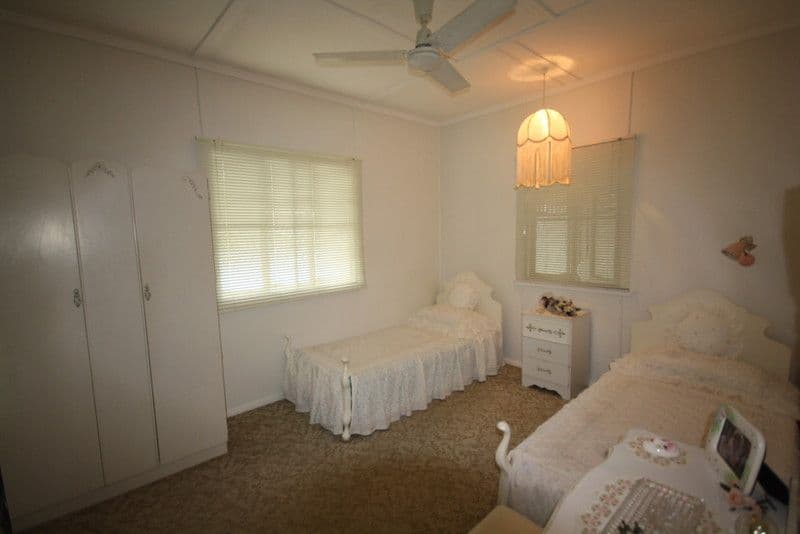 39 Bouverie, MUNDUBBERA QLD 4626, Mundubbera - Thumbnail 6