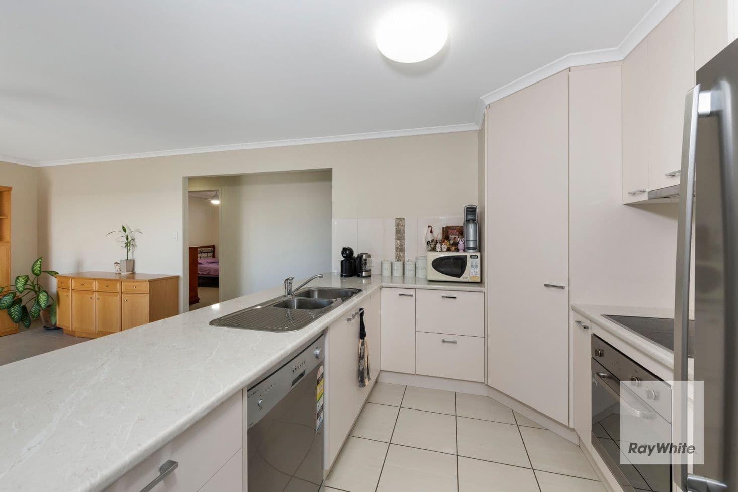 8 Avalon Street, Burnett Heads QLD 4670, Burnett Heads - Thumbnail 7