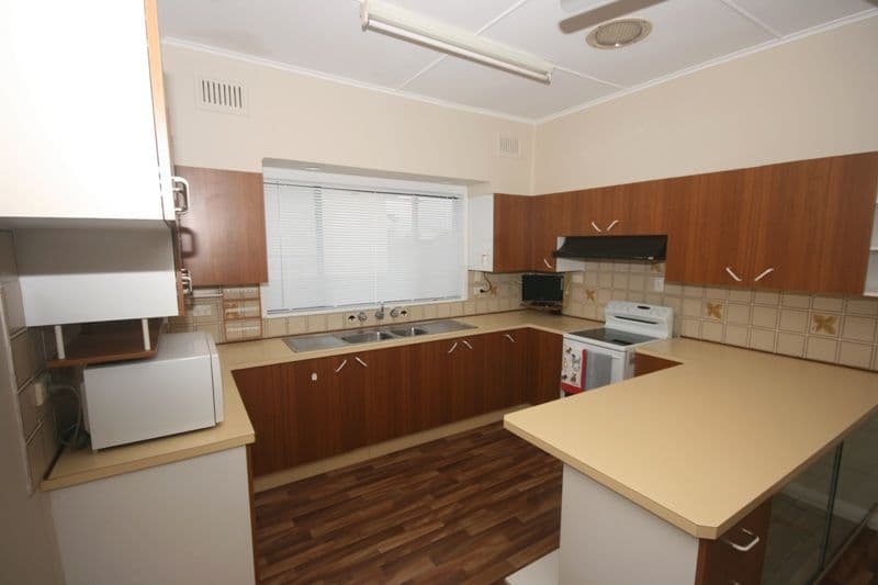 76 Milton Street, Grafton - Thumbnail 3