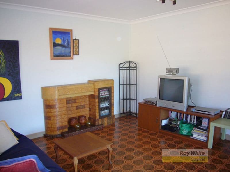 31 Grantson Street, WINDSOR QLD 4030, Windsor - Thumbnail 2
