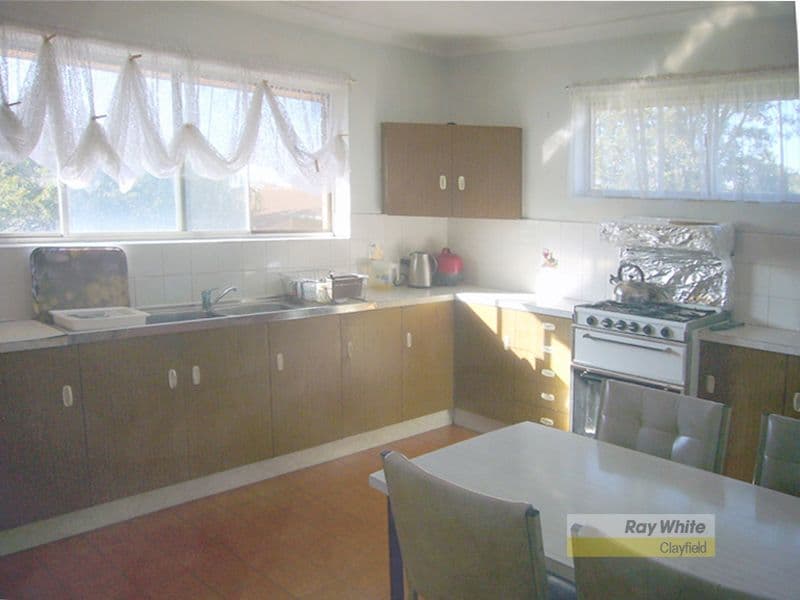 31 Grantson Street, WINDSOR QLD 4030, Windsor - Thumbnail 8