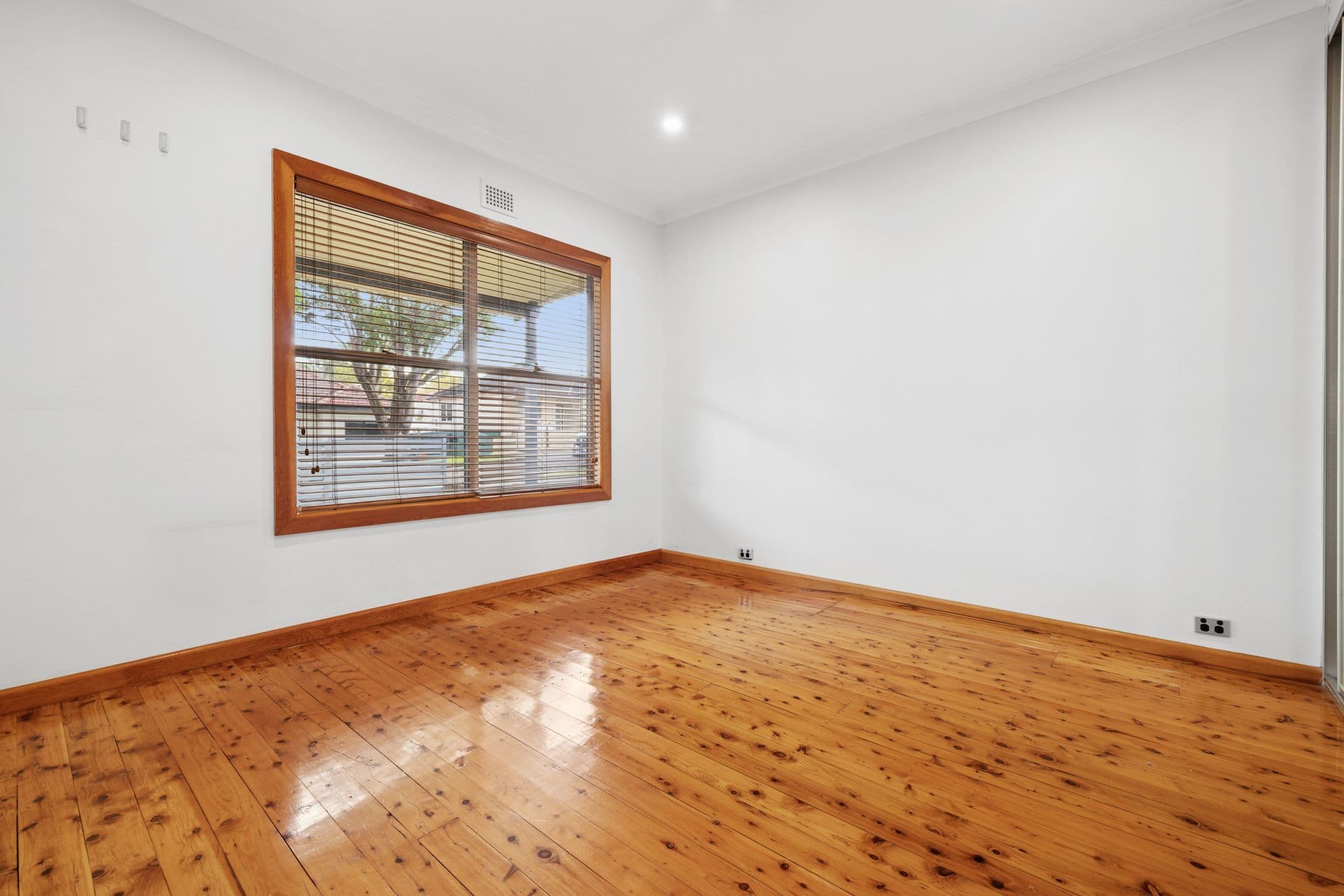 11 Walter Street, Mortdale NSW 2223, Mortdale - Thumbnail 4