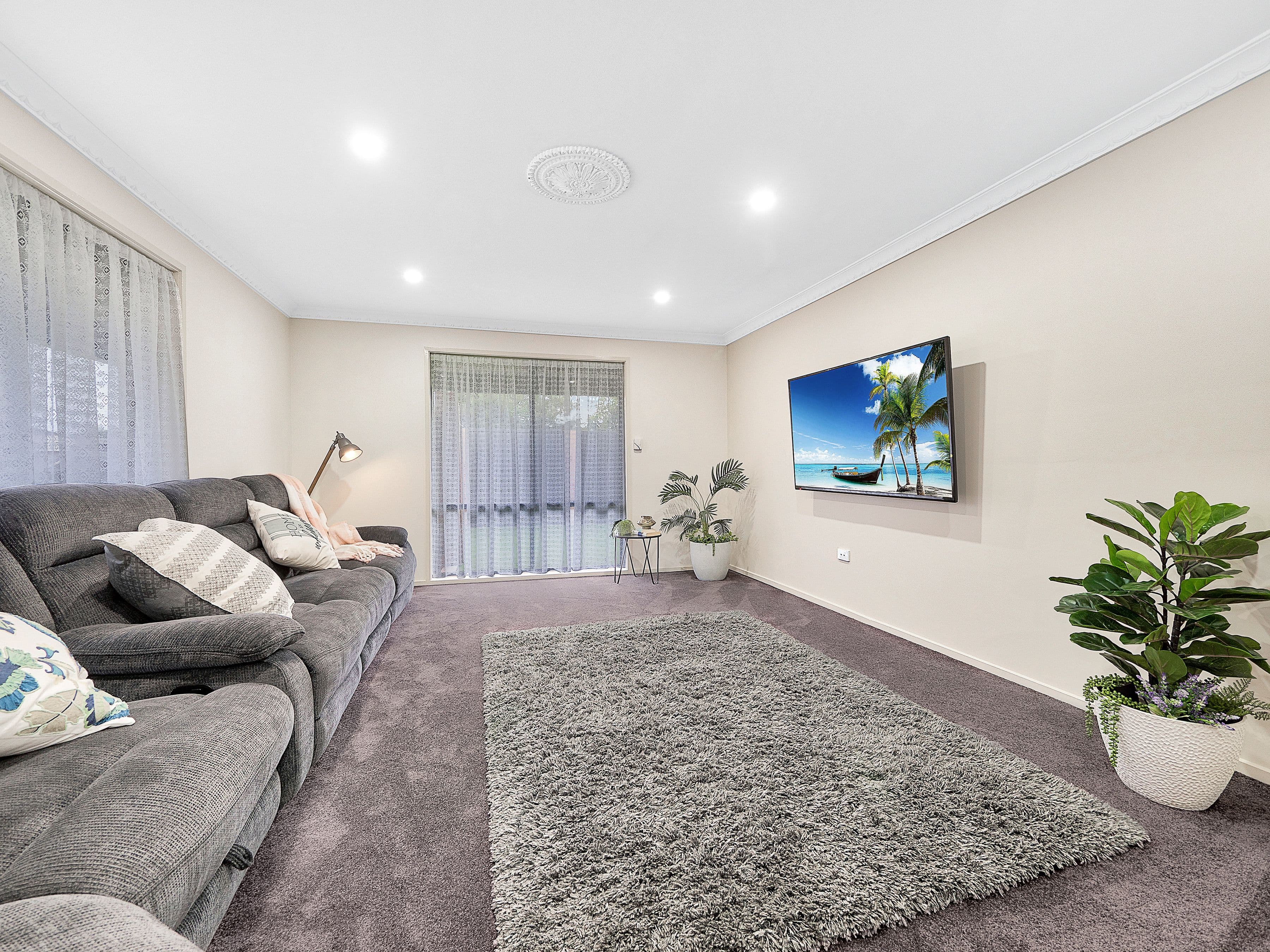 36 Lawless Drive, Cranbourne North VIC 3977, Cranbourne North - Thumbnail 3