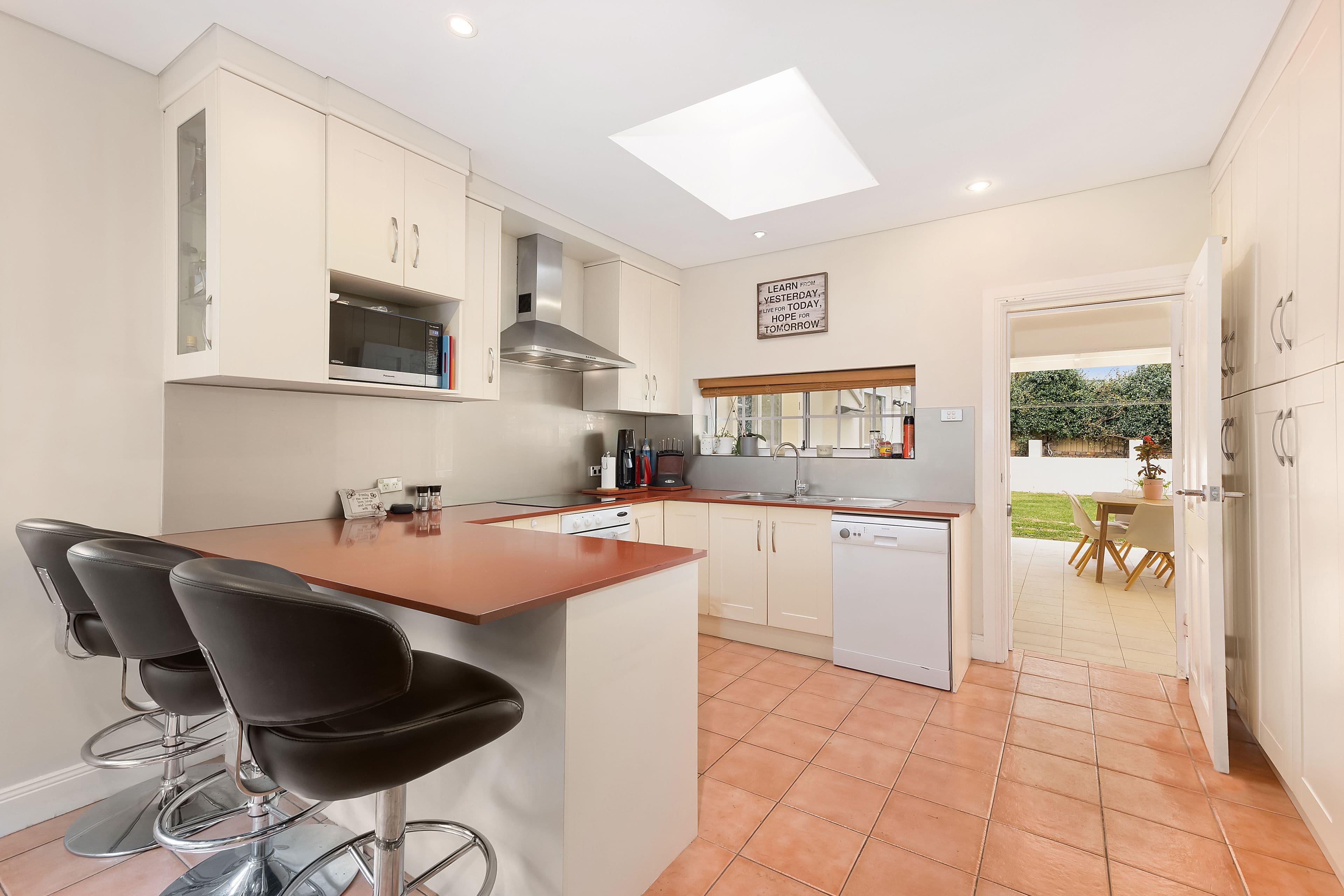 29 Normanhurst Road, Normanhurst NSW 2076, Normanhurst - Thumbnail 4