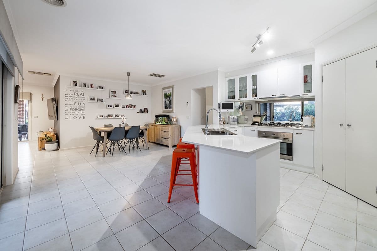 5 Caribbean Pine Court, Lyndhurst VIC 3975, Lyndhurst - Thumbnail 5