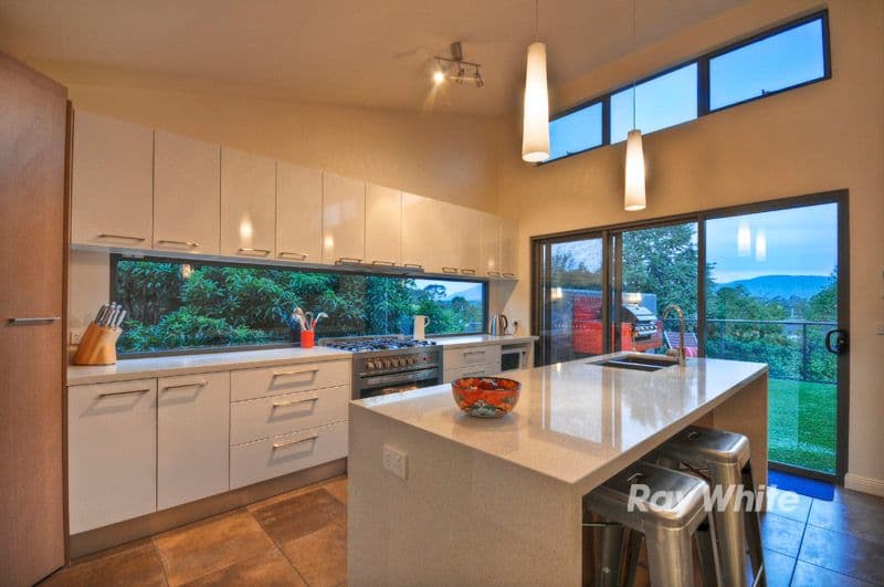 19 Norfolk Avenue, WANTIRNA SOUTH VIC 3152, Wantirna South - Thumbnail 2