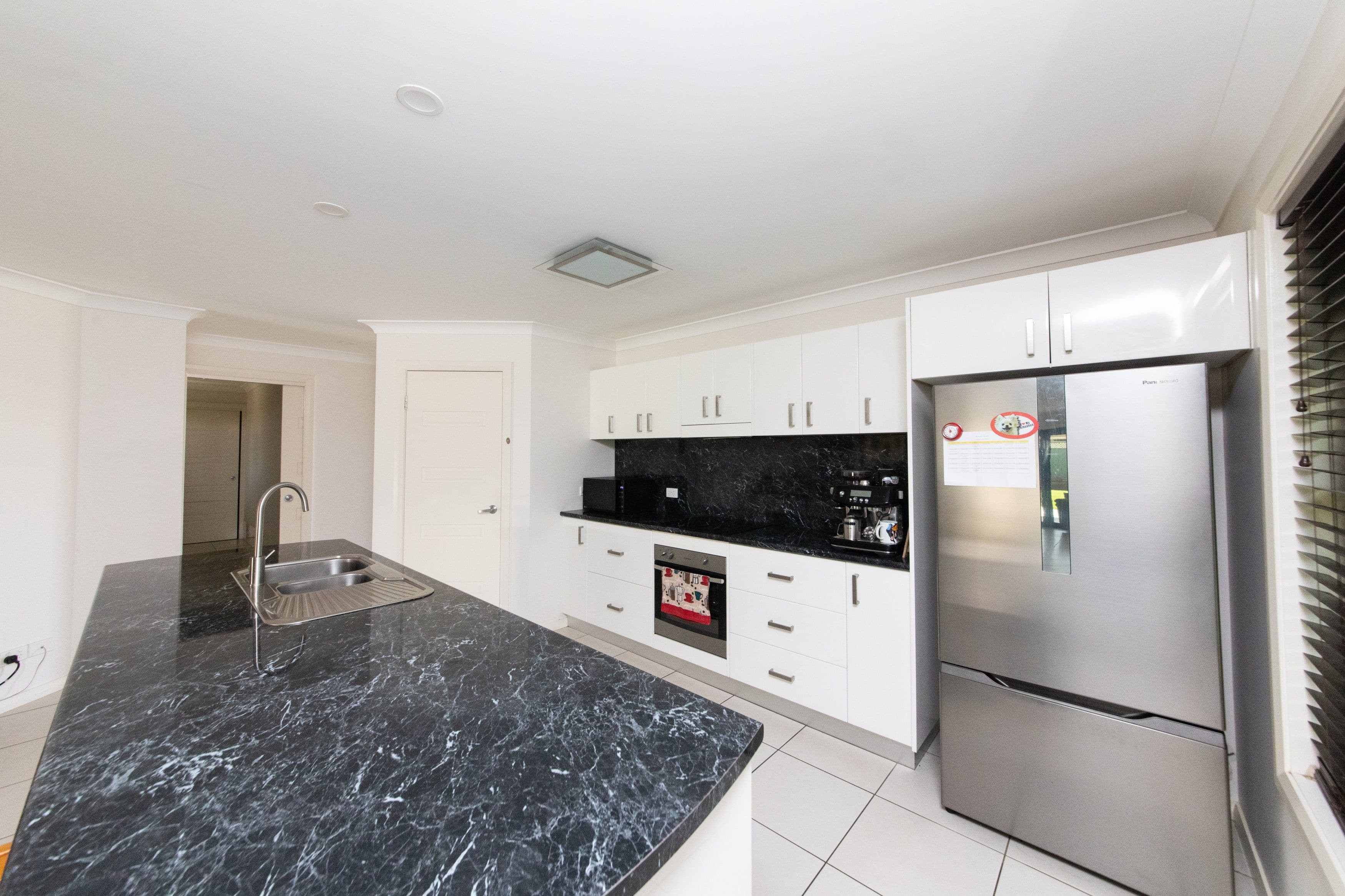 8 Selkirk Avenue, Dubbo NSW 2830, Dubbo - Thumbnail 3