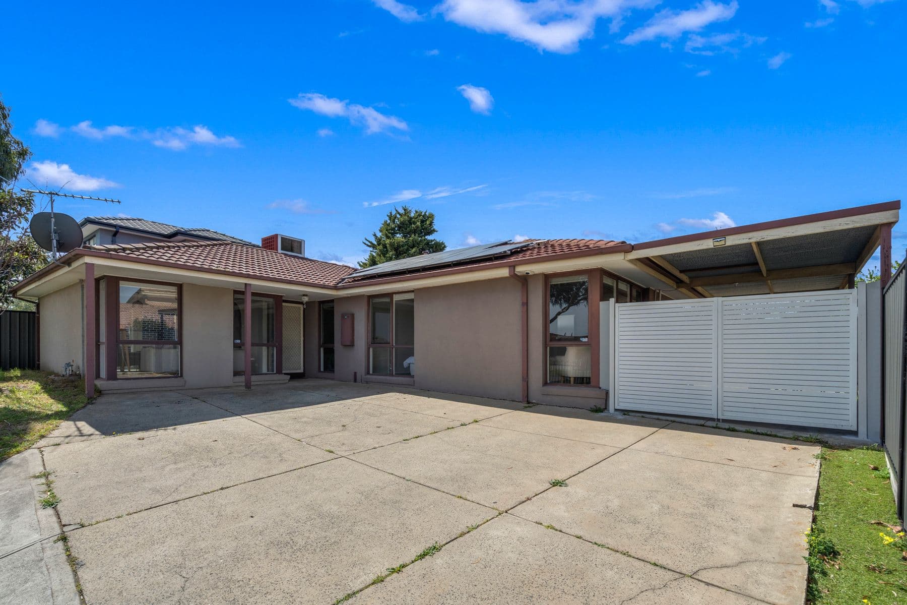 101 Bicentennial Crescent, Meadow Heights VIC 3048, Meadow Heights - Thumbnail 2