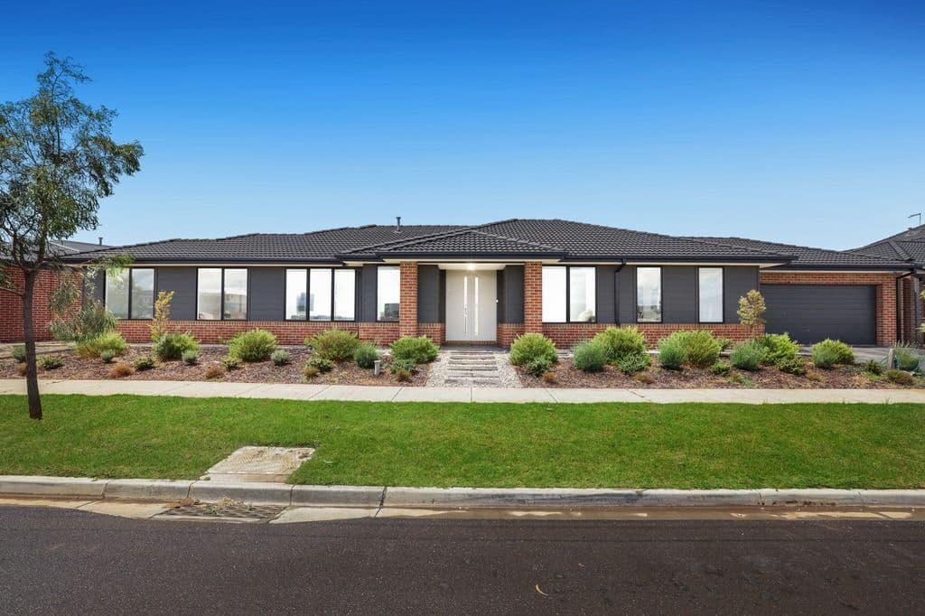 113 Abbeygate Drive, Werribee VIC 3030, Werribee - Image 1