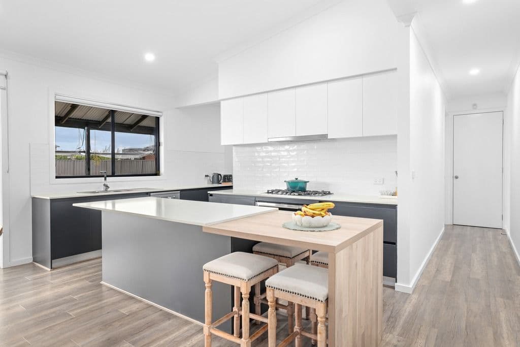 113 Abbeygate Drive, Werribee VIC 3030, Werribee - Thumbnail 6
