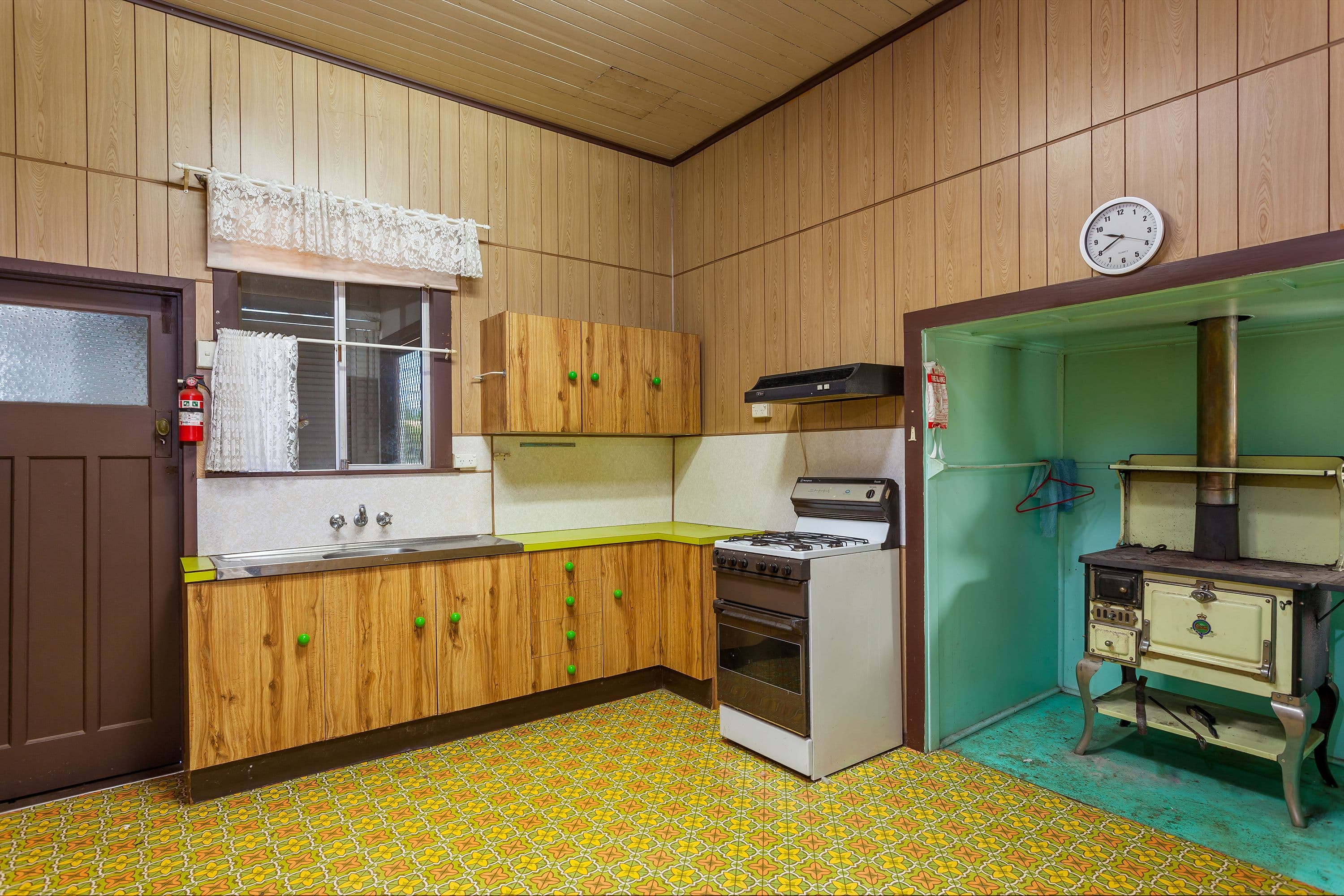 235 Russell Street, Newtown QLD 4350, Newtown - Thumbnail 6