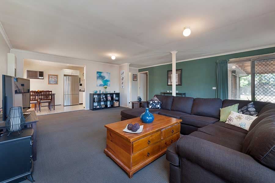 2 Waverley Court, Craigieburn VIC 3064, Craigieburn - Thumbnail 4