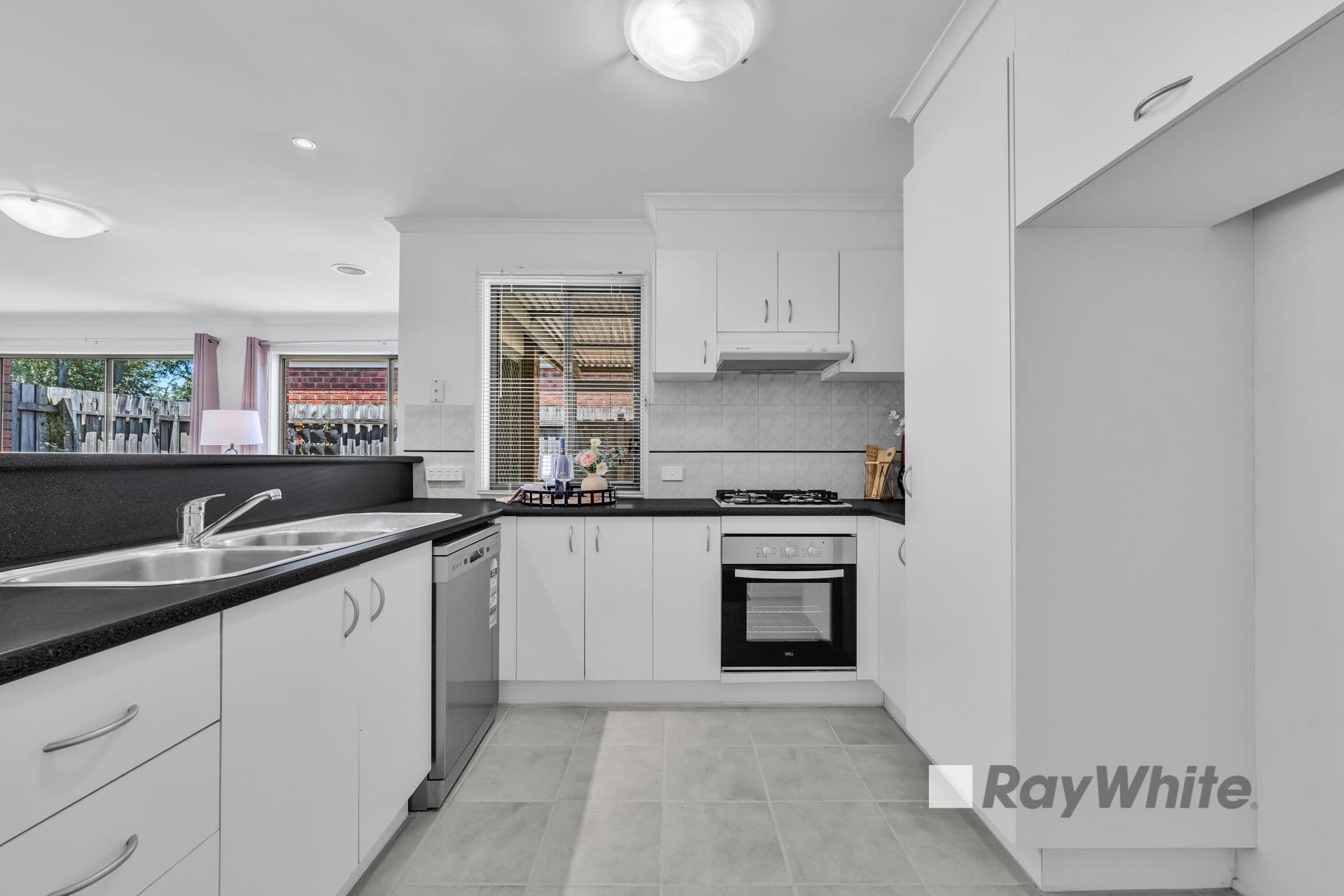 100 Harold Keys Drive, Narre Warren South VIC 3805, Narre Warren South - Thumbnail 2