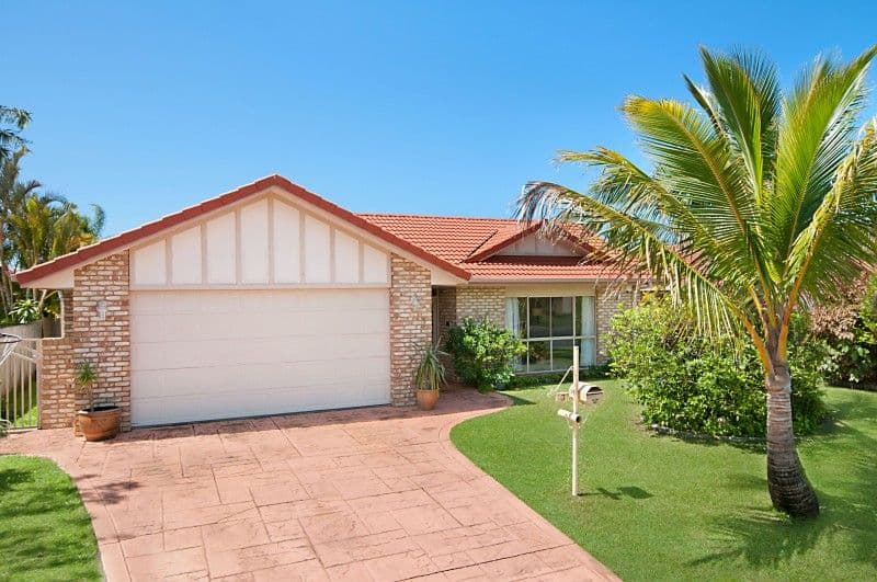 3 Hudson Court, BENOWA QLD 4217, Benowa - Image 1
