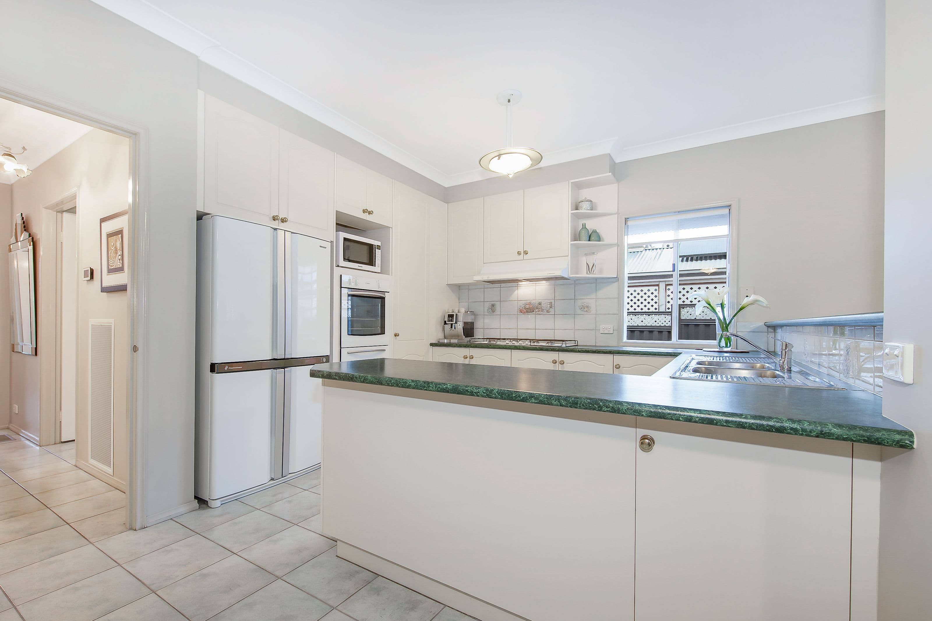 18 Andleigh Drive, Mulgrave VIC 3170, Mulgrave - Thumbnail 2