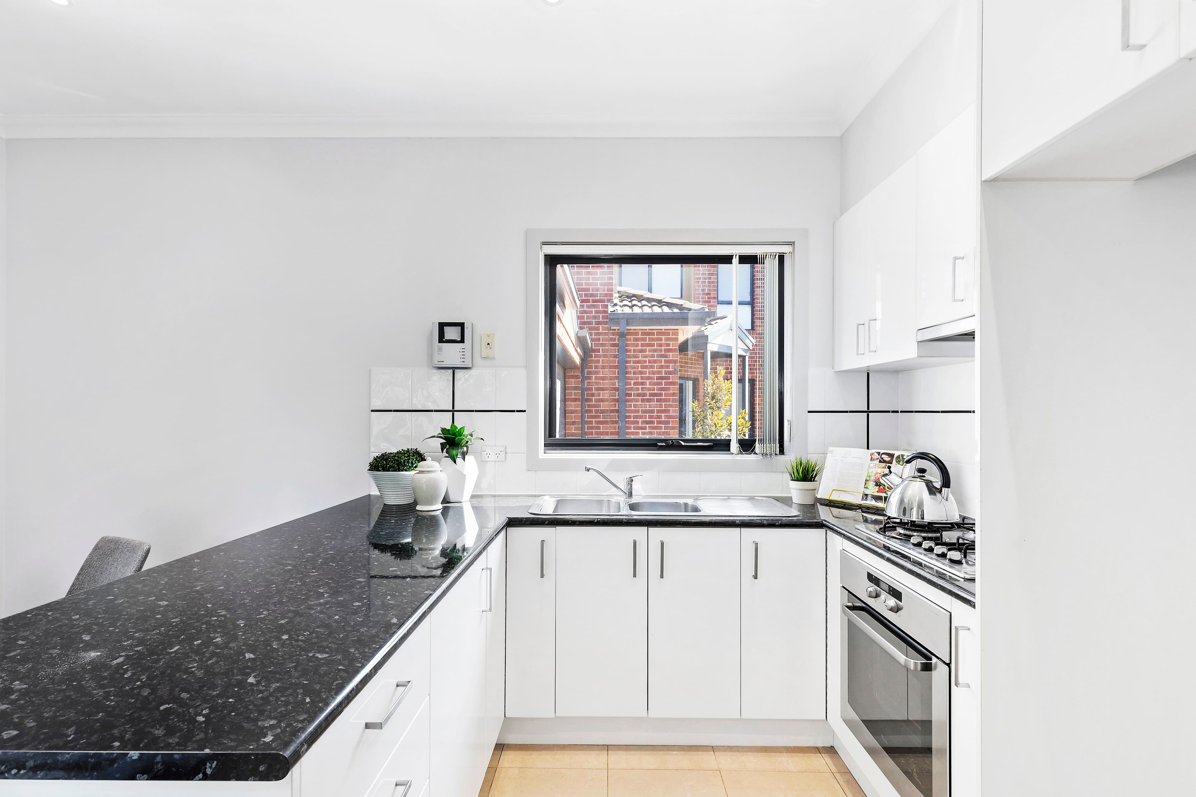 28 Rae Street, Chadstone VIC 3148, Chadstone - Thumbnail 4