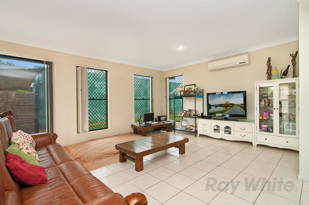 48 Bardolph Place, Sunnybank Hills QLD 4109, Sunnybank Hills - Thumbnail 4
