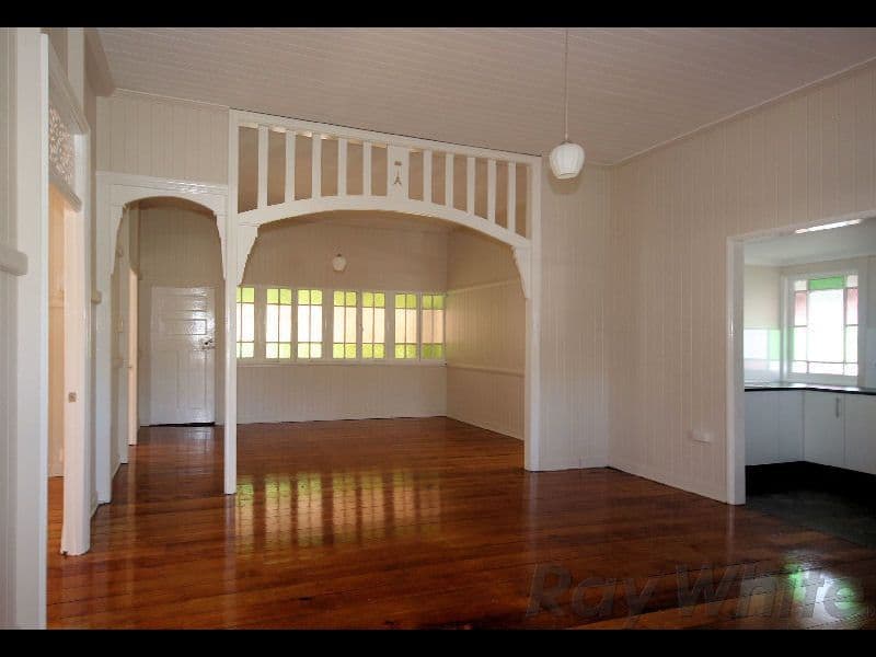 13 Bognuda Street, Bundamba QLD 4304, Bundamba - Thumbnail 2