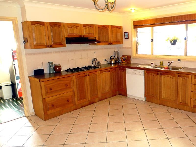 6 Cotswold Street, Mount Warren Park, QLD, 4207, Mount Warren Park - Thumbnail 2