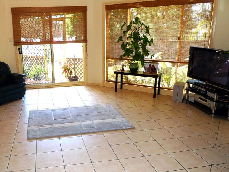 6 Cotswold Street, Mount Warren Park, QLD, 4207, Mount Warren Park - Thumbnail 4