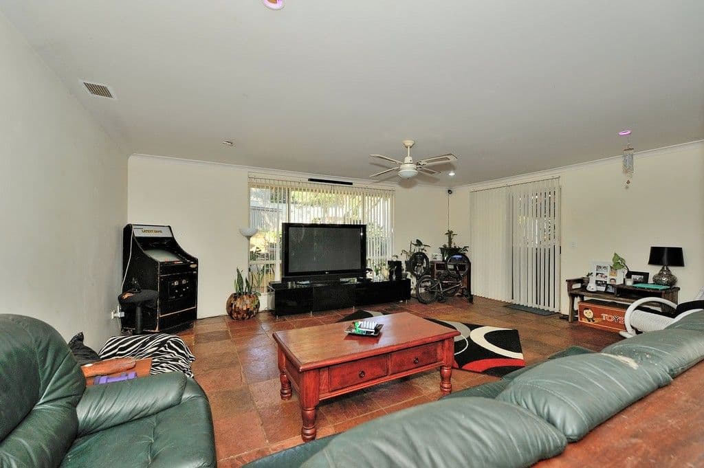 19 Lifford Way, Bellevue WA 6056, Bellevue - Thumbnail 3