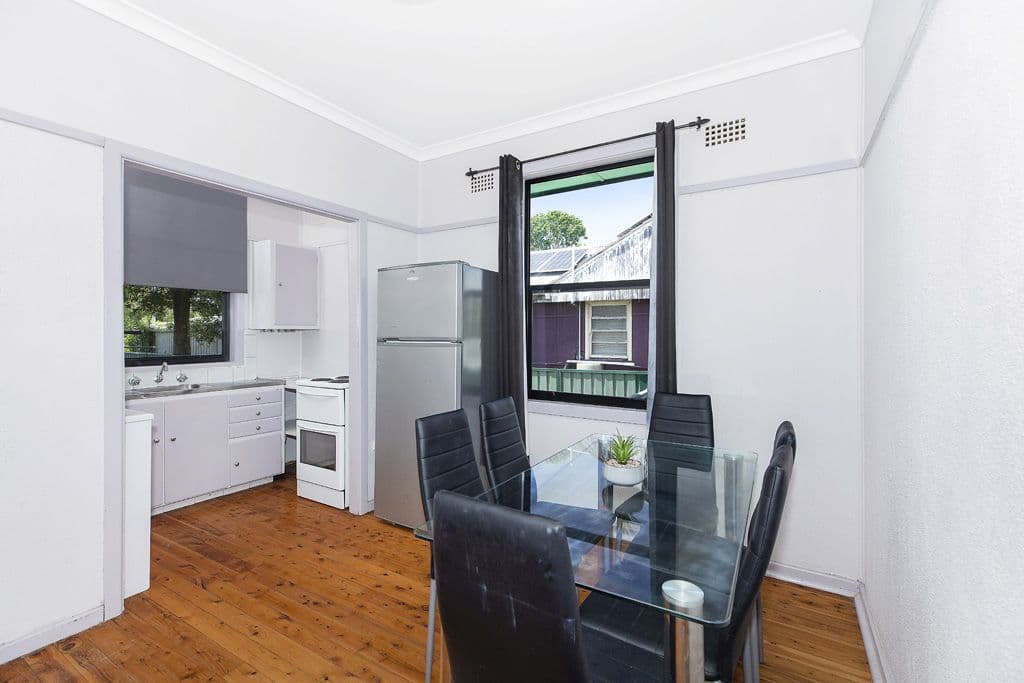 8 Sunderland Road, Toronto NSW 2283, Toronto - Thumbnail 3