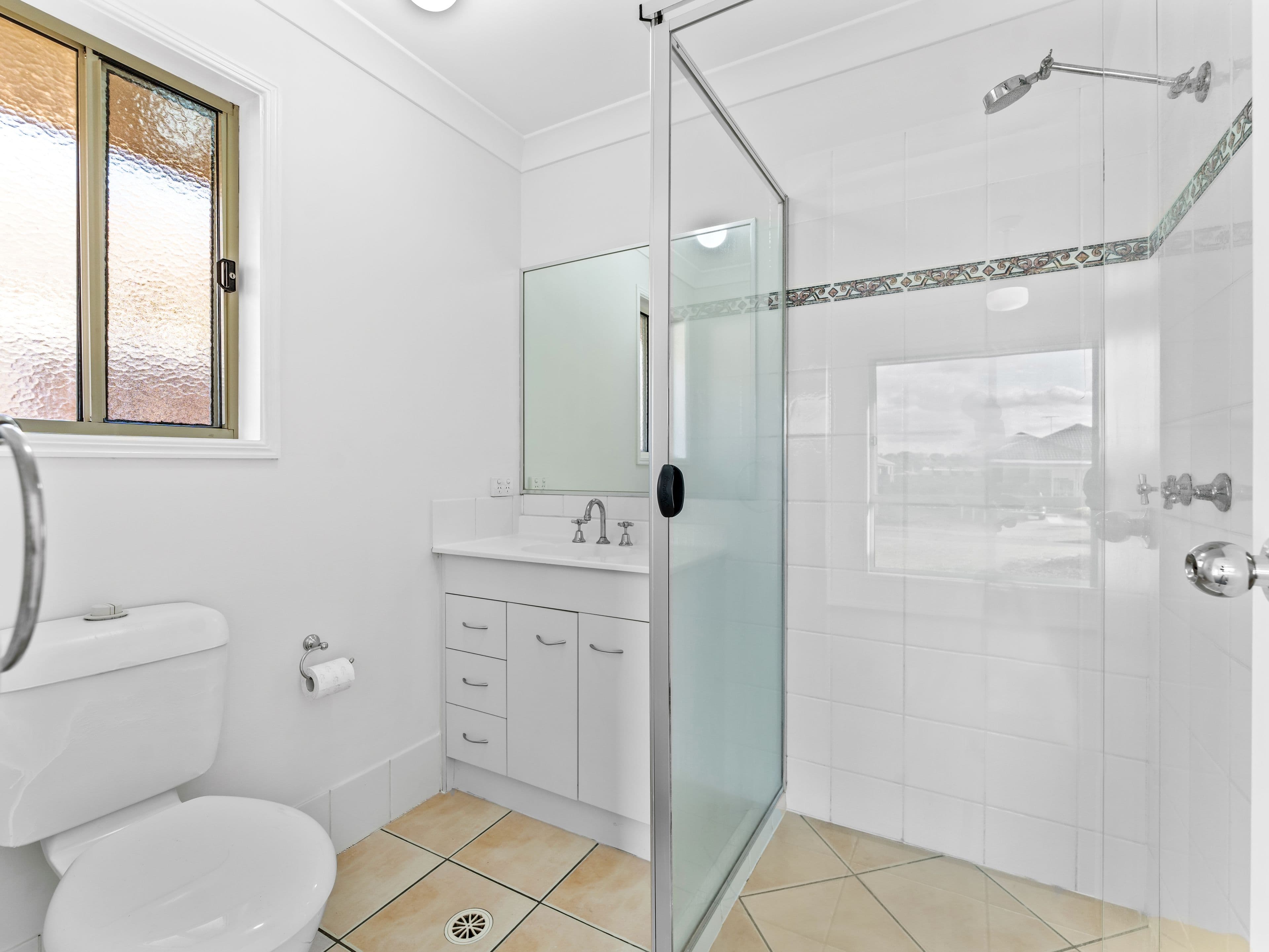 5 Kristy Court, Raceview QLD 4305, Raceview - Thumbnail 4