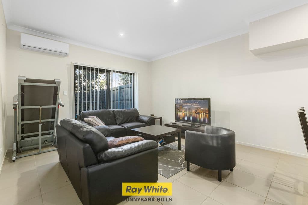 88 Shelduck Place, Calamvale QLD 4116, Calamvale - Thumbnail 2