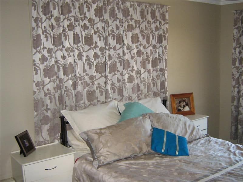 74 PLATEAU Crescent, CARRARA QLD 4211, Carrara - Thumbnail 7