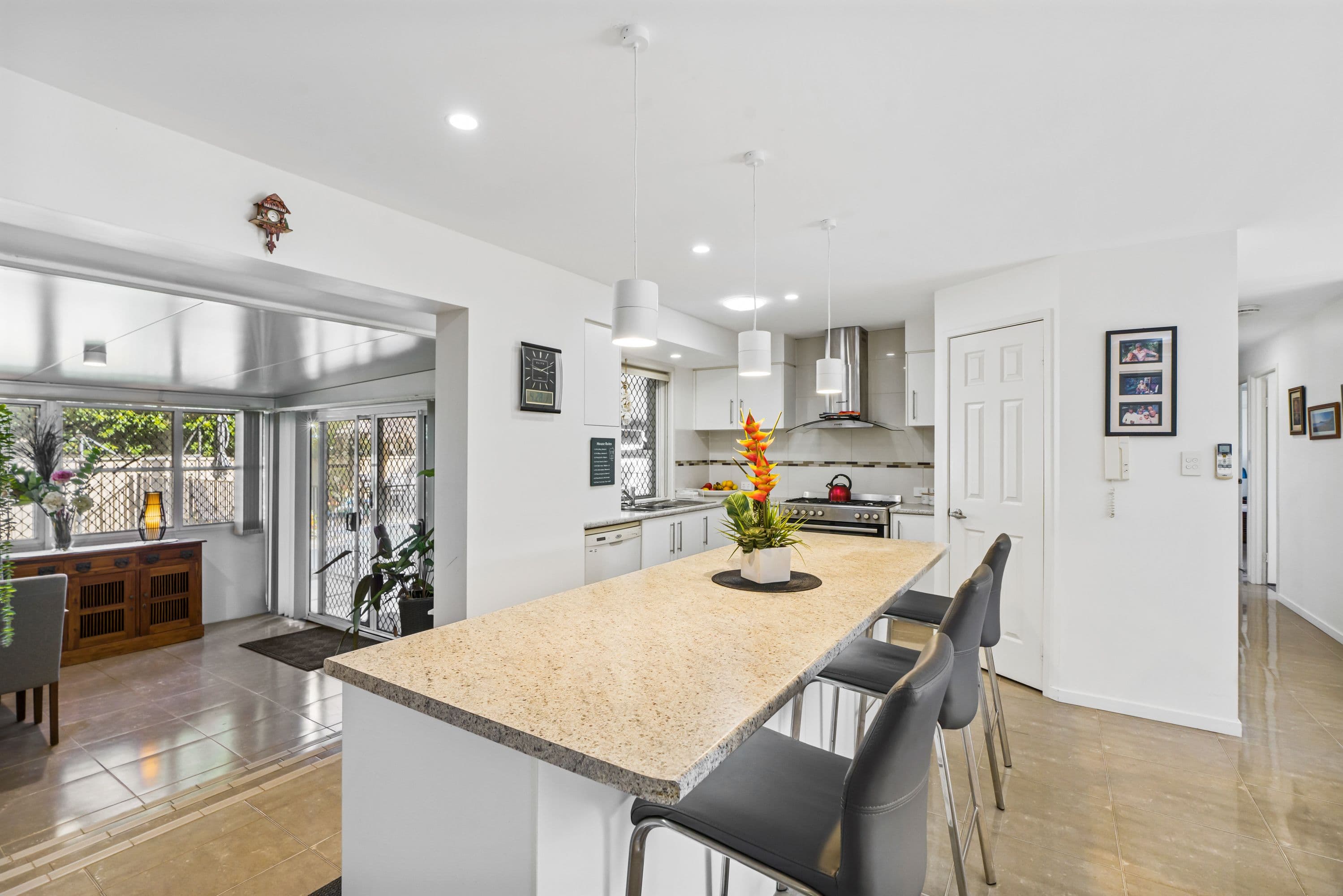 22 Kinglet Street, Burleigh Waters QLD 4220, Burleigh Waters - Thumbnail 6