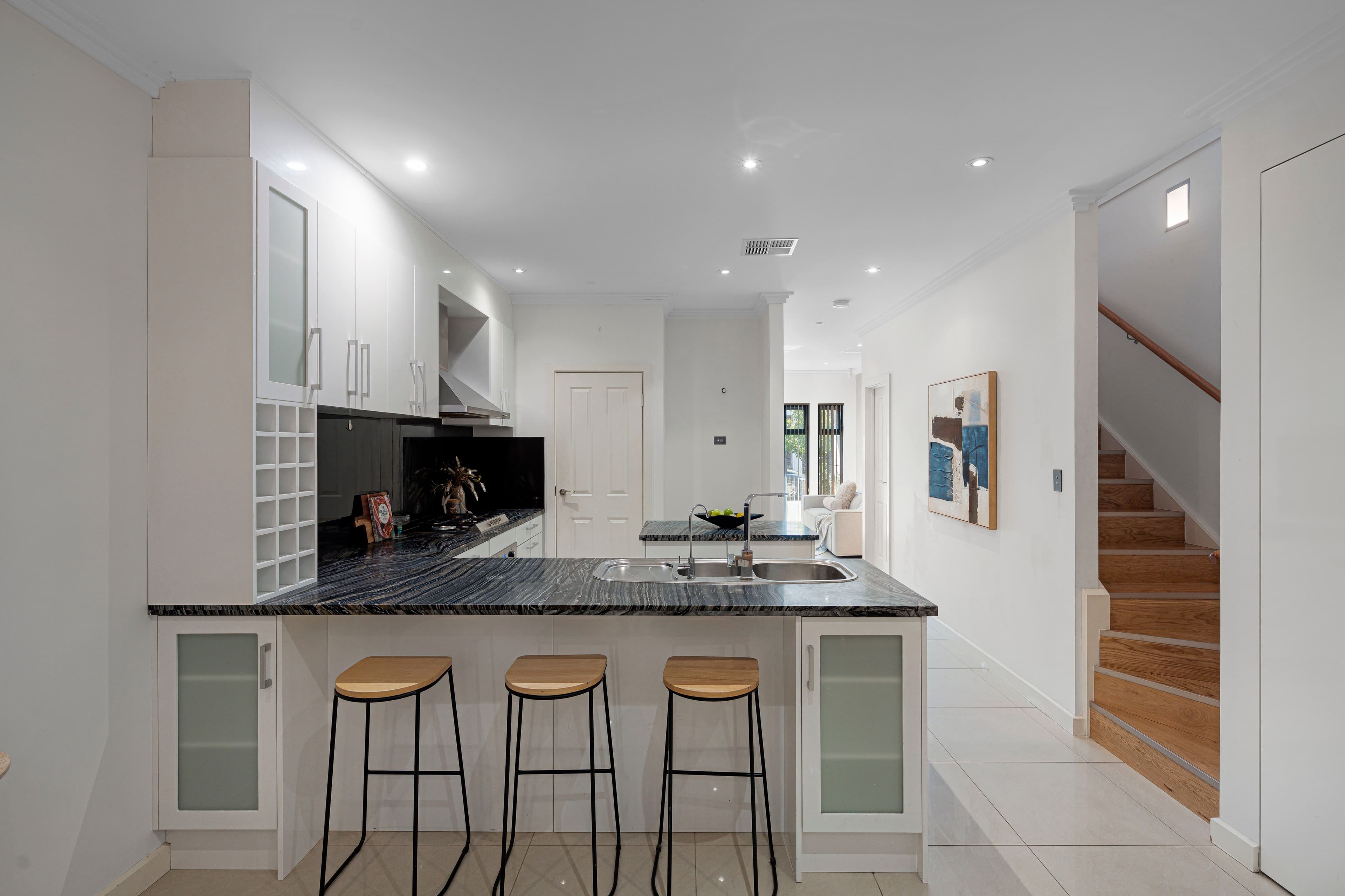 9 Franklin Avenue, Mawson Lakes SA 5095, Mawson Lakes - Thumbnail 2