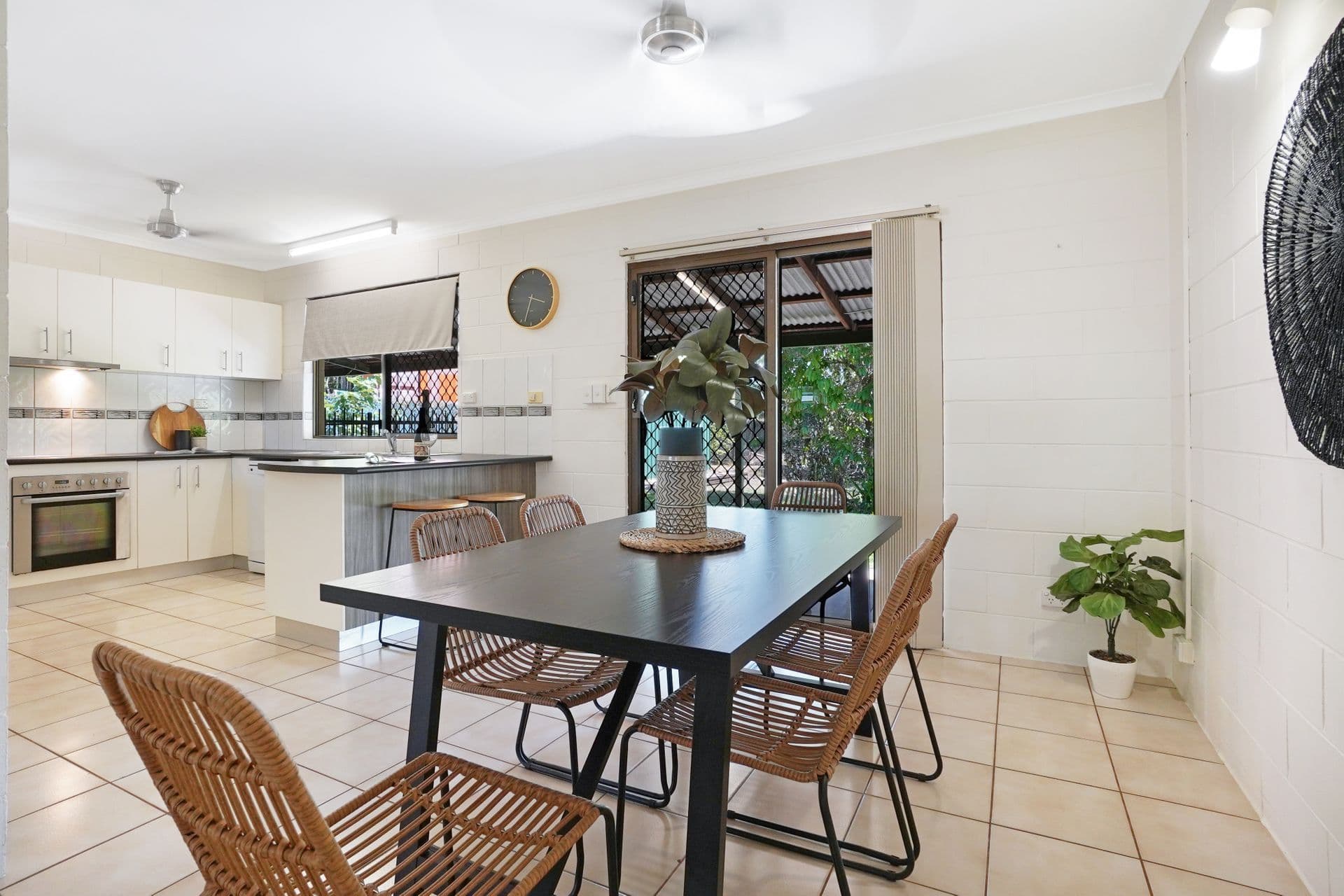 14 Bagshaw Crescent, Gray NT 0830, Gray - Thumbnail 3