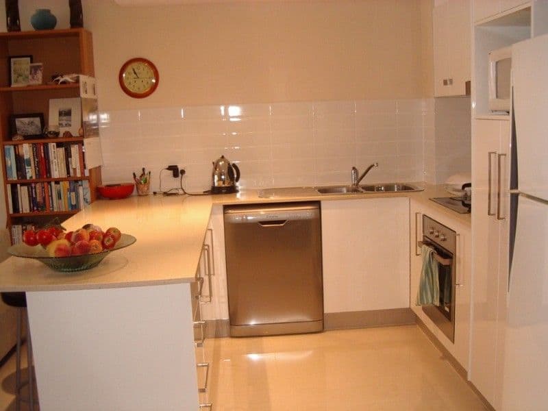 24 Parker Street, LABRADOR QLD 4215, Labrador - Thumbnail 4