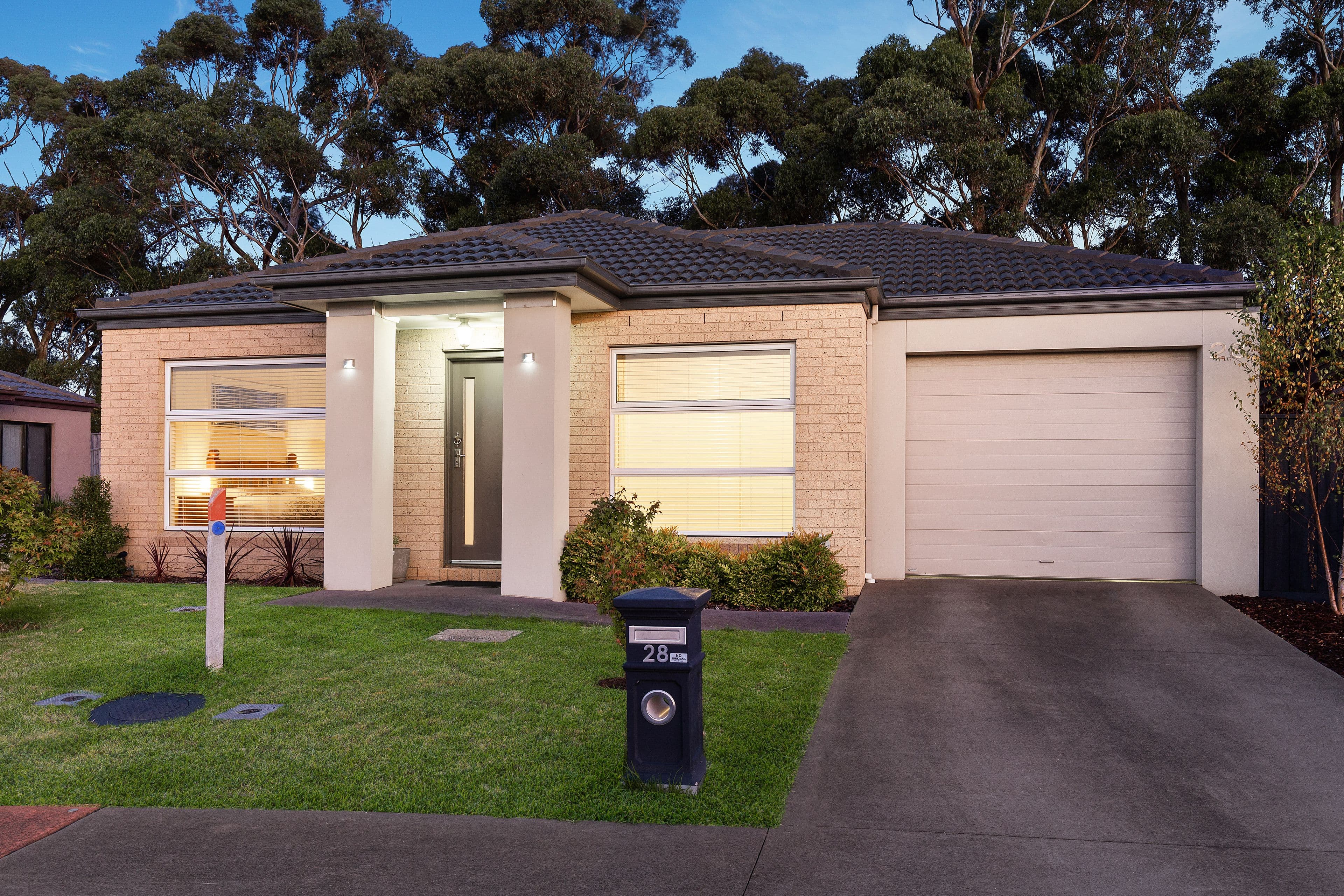 25 Callista Circuit, Taylors Hill - Image 1