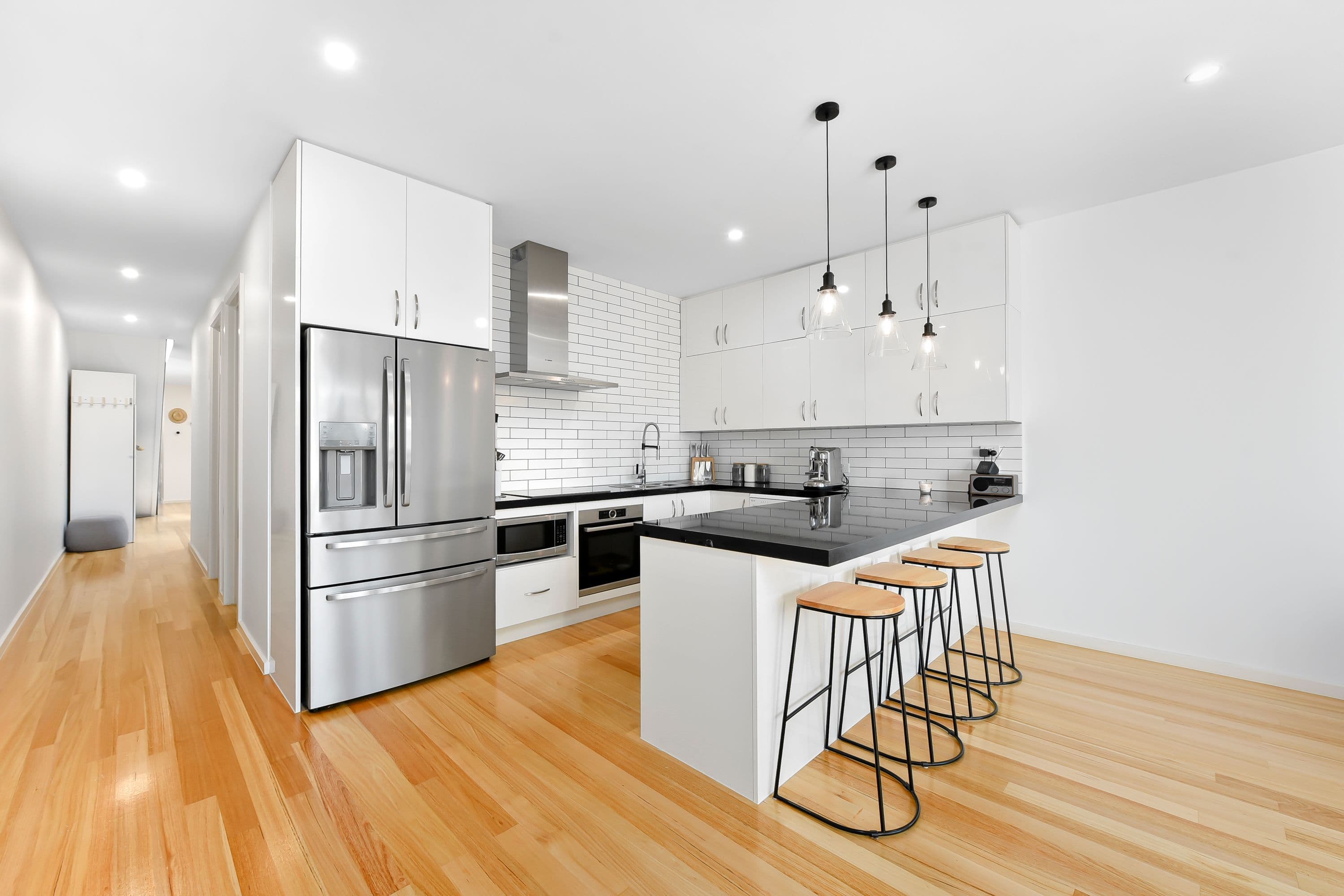 22 Burns Avenue, Clayton South VIC 3169, Clayton South - Thumbnail 2