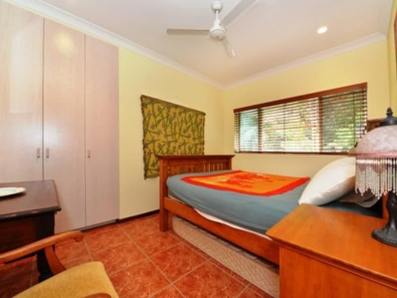 9 Hibiscus Court, ROCKY POINT QLD 4873, Rocky Point - Thumbnail 7