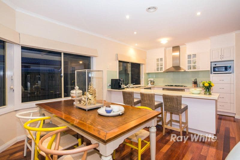 11 Firestone Green, CRANBOURNE VIC 3977, Cranbourne - Thumbnail 4