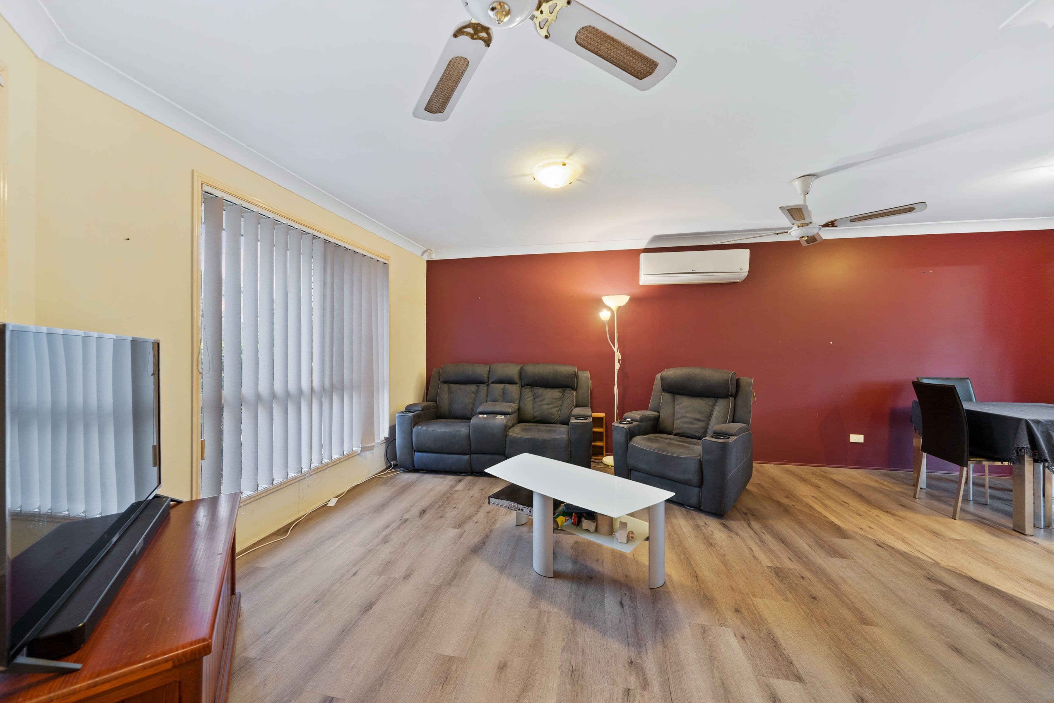2 Stretton Court, Heritage Park QLD 4118, Heritage Park - Thumbnail 2