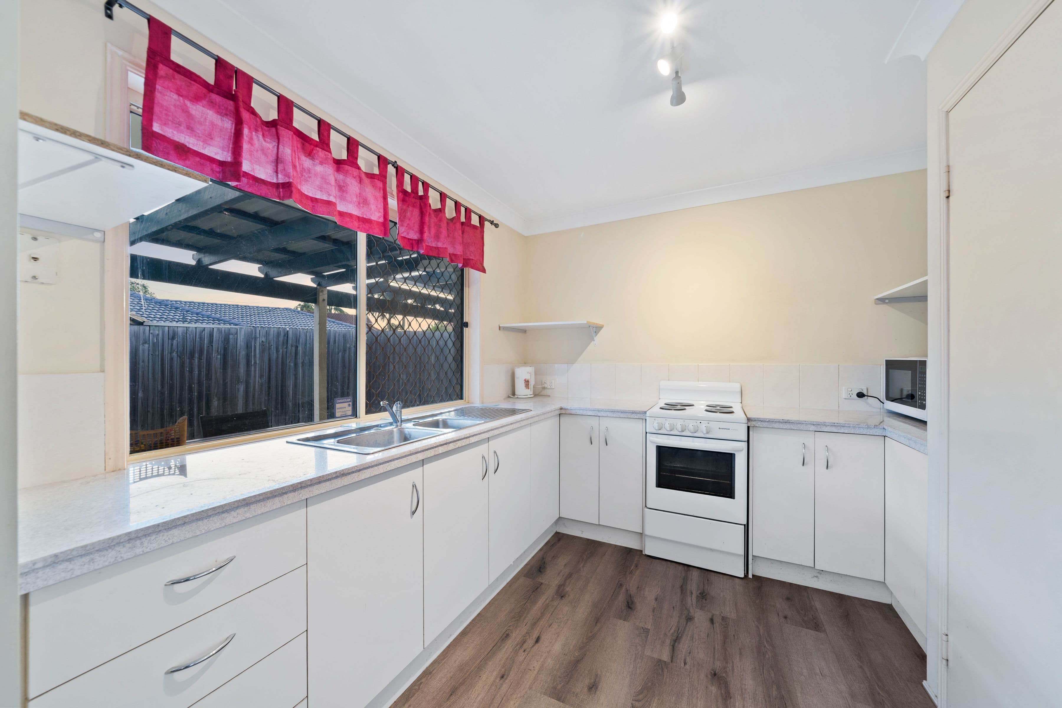 2 Stretton Court, Heritage Park QLD 4118, Heritage Park - Thumbnail 4