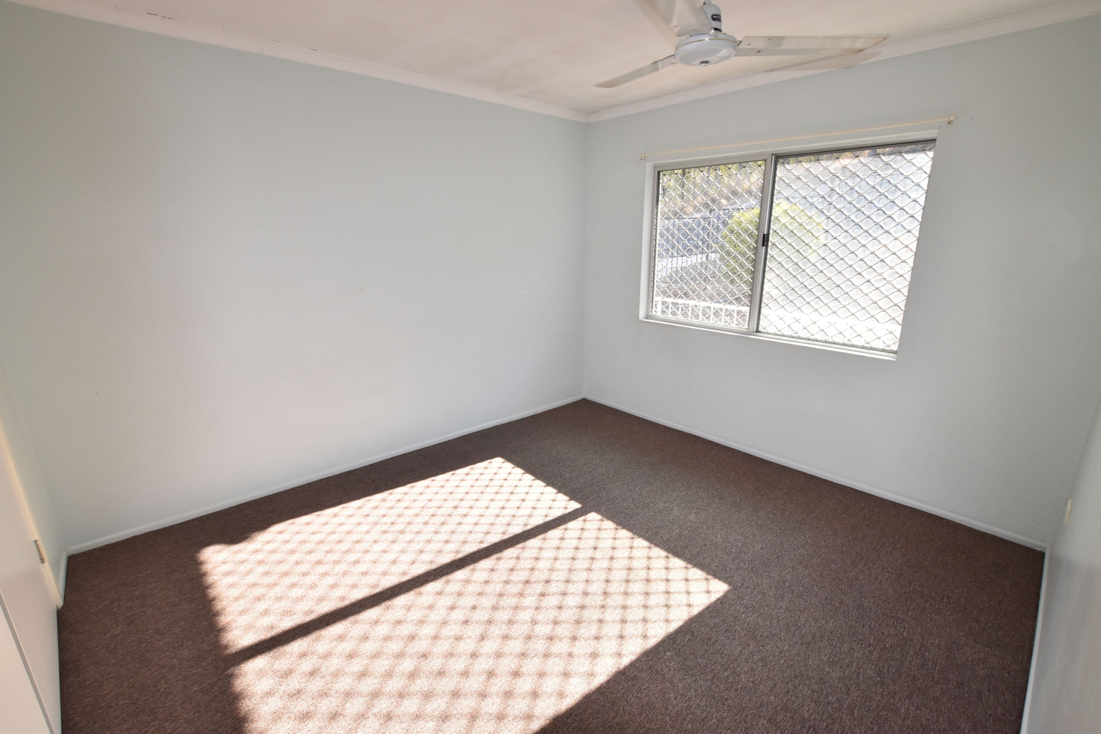 32 Elizabeth Street, South Gladstone QLD 4680, South Gladstone - Thumbnail 6