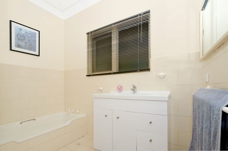 9 Elsworth Drive, BANKSIA PARK SA 5091, Banksia Park - Thumbnail 8