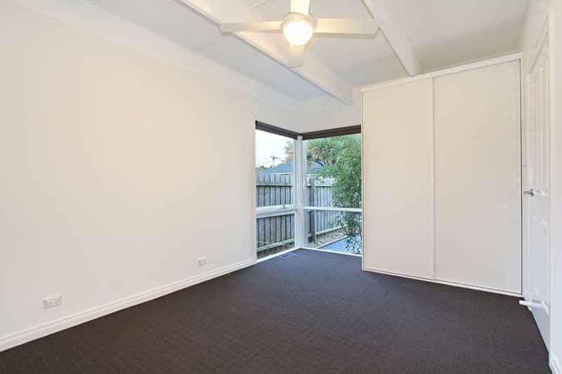 105 Golf Road, OAKLEIGH SOUTH VIC 3167, Oakleigh South - Thumbnail 5