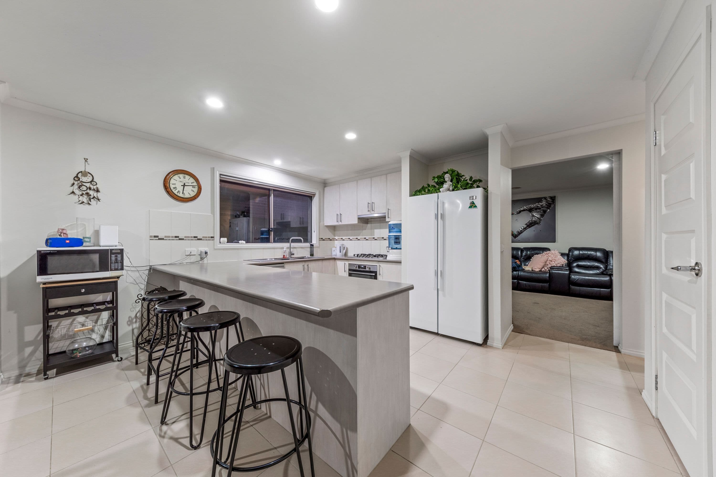 31 Fallingwater Drive, Pakenham VIC 3810, Pakenham - Thumbnail 5