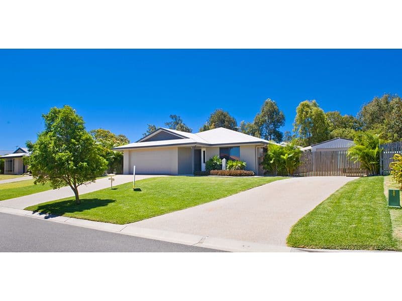 27 Primrose Avenue, NORMAN GARDENS QLD 4701, Norman Gardens - Image 1