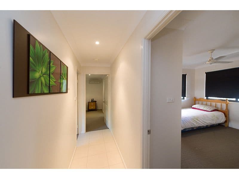 27 Primrose Avenue, NORMAN GARDENS QLD 4701, Norman Gardens - Thumbnail 8