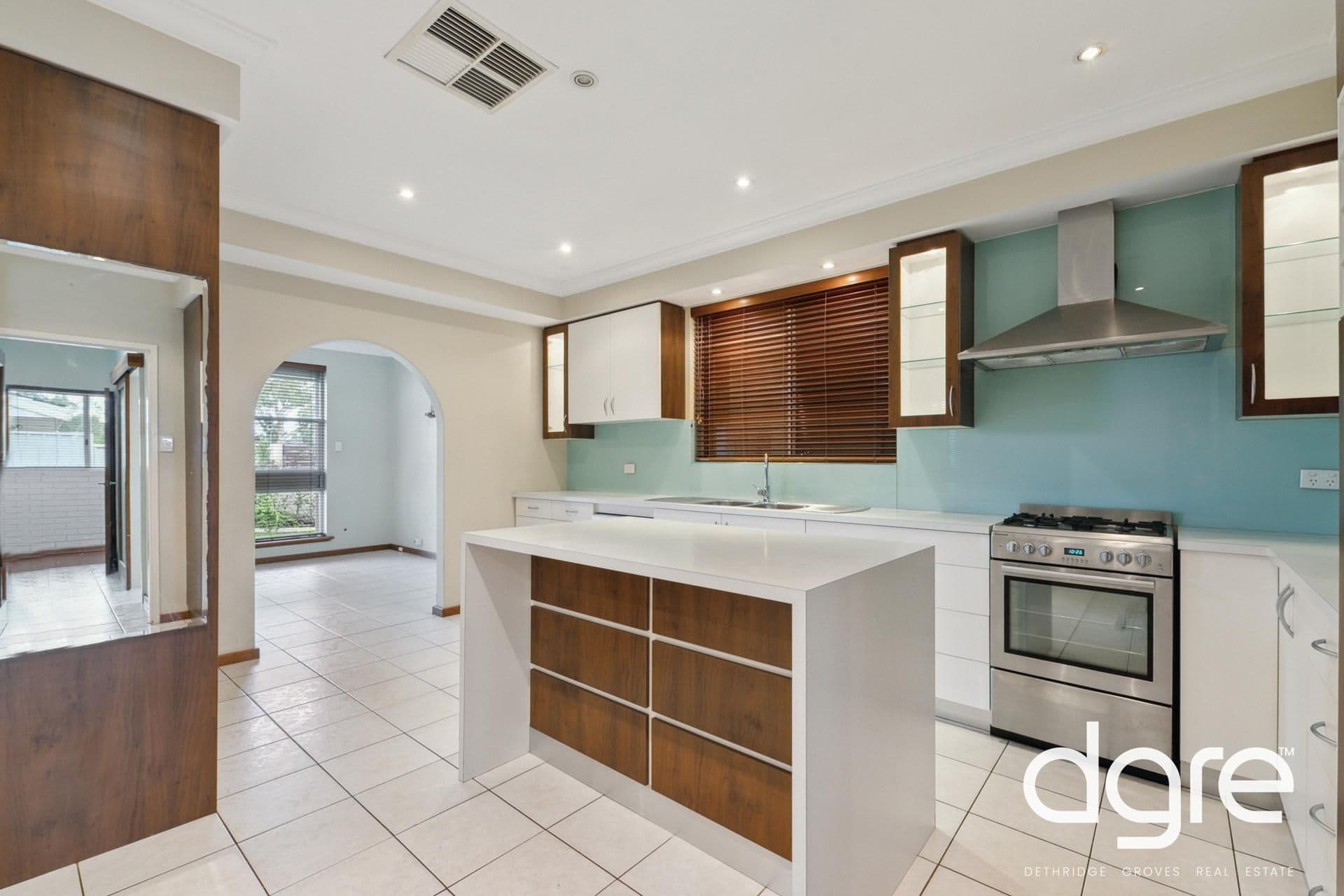 252 Spearwood Avenue, Spearwood WA 6163, Spearwood - Thumbnail 3