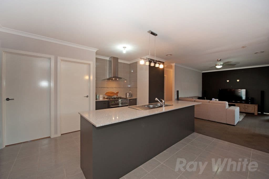 27 Tuscany Rise, Pakenham VIC 3810, Pakenham - Thumbnail 5