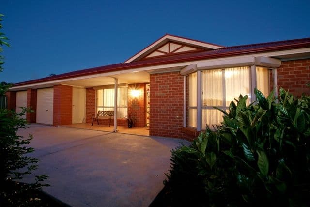 4 Hanna Avenue, Windsor Gardens SA 5087, Windsor Gardens - Image 1