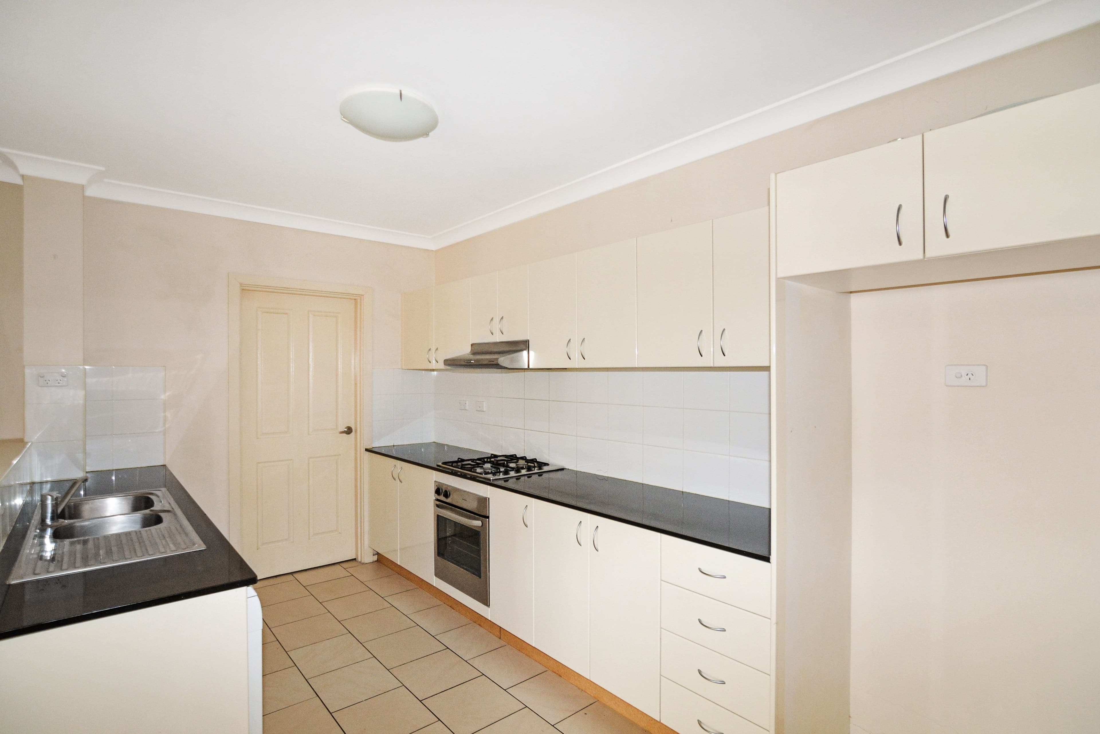 19-21 Central Coast Highway, West Gosford NSW 2250, Gosford - Thumbnail 3